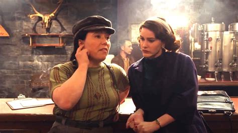 Mrs. Maisel Star Alex Borstein Just Revealed。